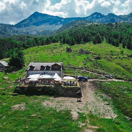 Rifugio Parpinasca Hostel Trontano ภายนอก รูปภาพ