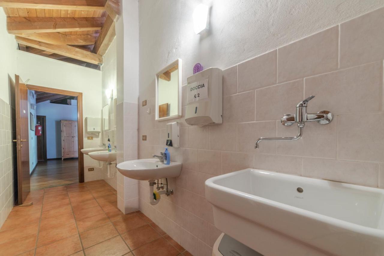 Rifugio Parpinasca Hostel Trontano ภายนอก รูปภาพ