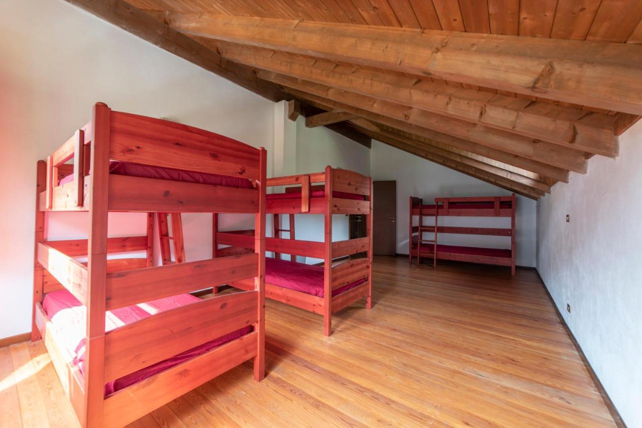 Rifugio Parpinasca Hostel Trontano ภายนอก รูปภาพ